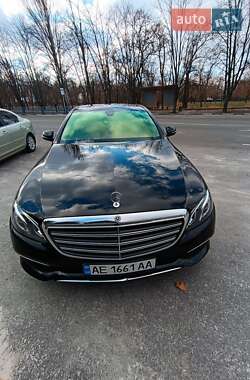Седан Mercedes-Benz E-Class 2018 в 