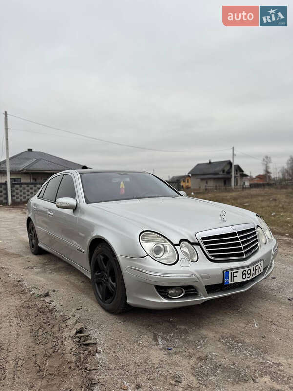 Седан Mercedes-Benz E-Class 2002 в Рокитному фото 3 Седан Mercedes-Benz E-Class 2002 в Рокитному