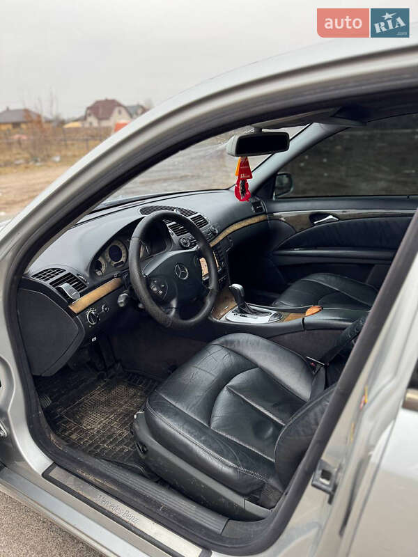 Седан Mercedes-Benz E-Class 2002 в Рокитному фото 5 Седан Mercedes-Benz E-Class 2002 в Рокитному