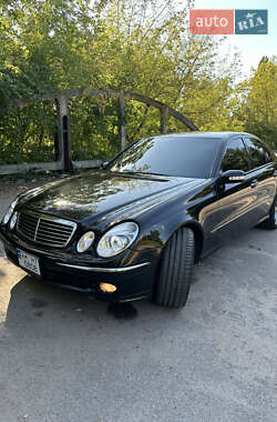 Седан Mercedes-Benz E-Class 2005 в Житомире