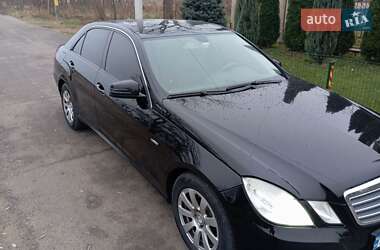 Седан Mercedes-Benz E-Class 2012 в Білгороді-Дністровському