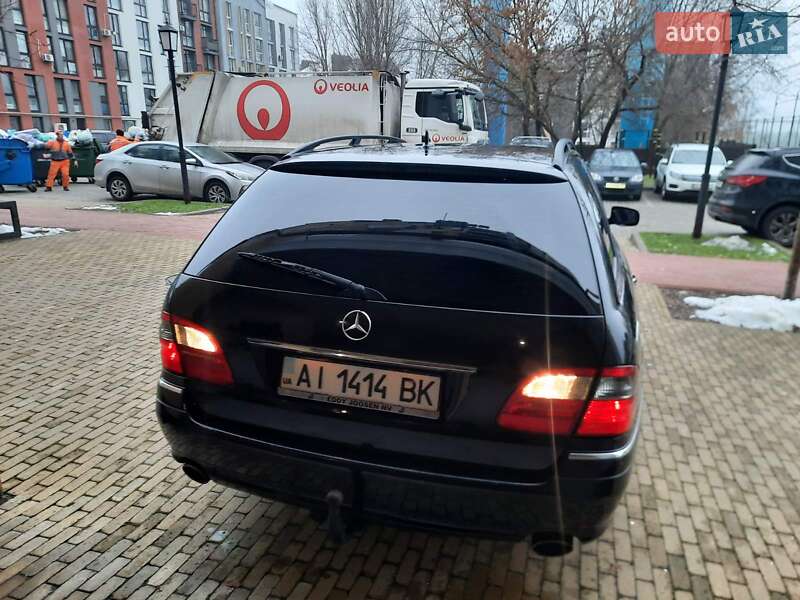 Универсал Mercedes-Benz E-Class 2009 в Киеве