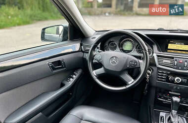 Седан Mercedes-Benz E-Class 2010 в Полтаве