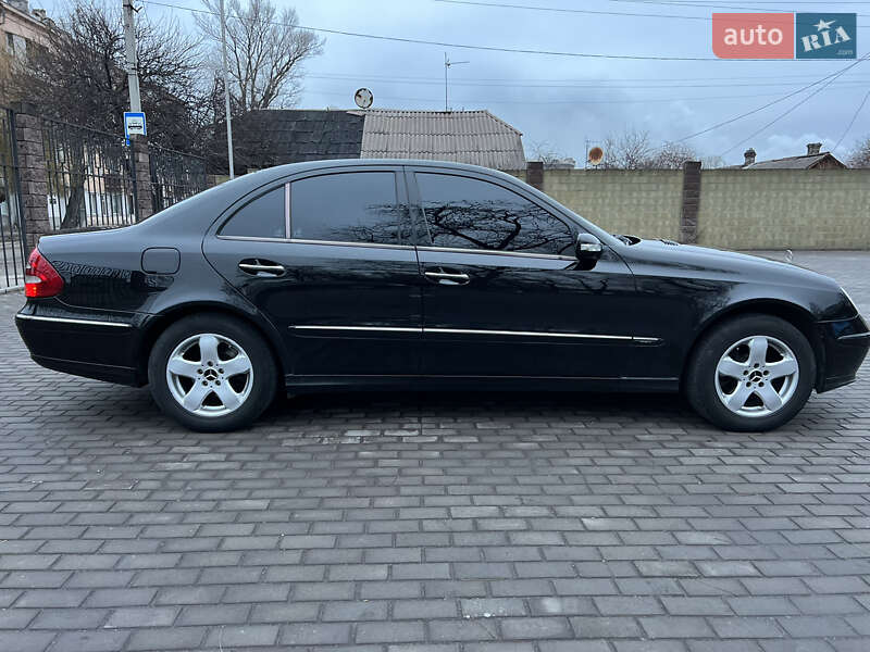 Седан Mercedes-Benz E-Class 2004 в Дніпрі фото 8 Седан Mercedes-Benz E-Class 2004 в Дніпрі