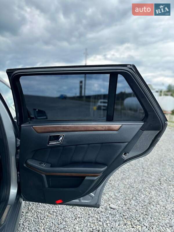 Універсал Mercedes-Benz E-Class 2010 в Самборі фото 15 Універсал Mercedes-Benz E-Class 2010 в Самборі