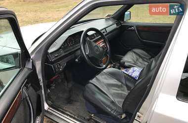 Седан Mercedes-Benz E-Class 1995 в 