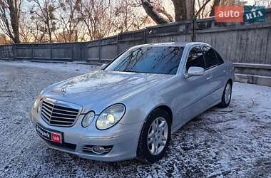 Седан Mercedes-Benz E-Class 2008 в Киеве