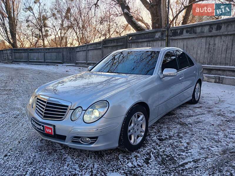 Седан Mercedes-Benz E-Class 2008 в Києві