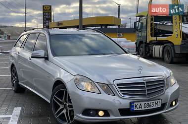 Універсал Mercedes-Benz E-Class 2011 в Вишгороді