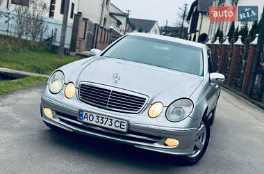 Седан Mercedes-Benz E-Class 2004 в Нижній Апші