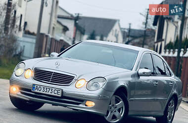 Седан Mercedes-Benz E-Class 2004 в Нижній Апші