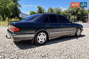 Седан Mercedes-Benz E-Class 1998 в Тернополі