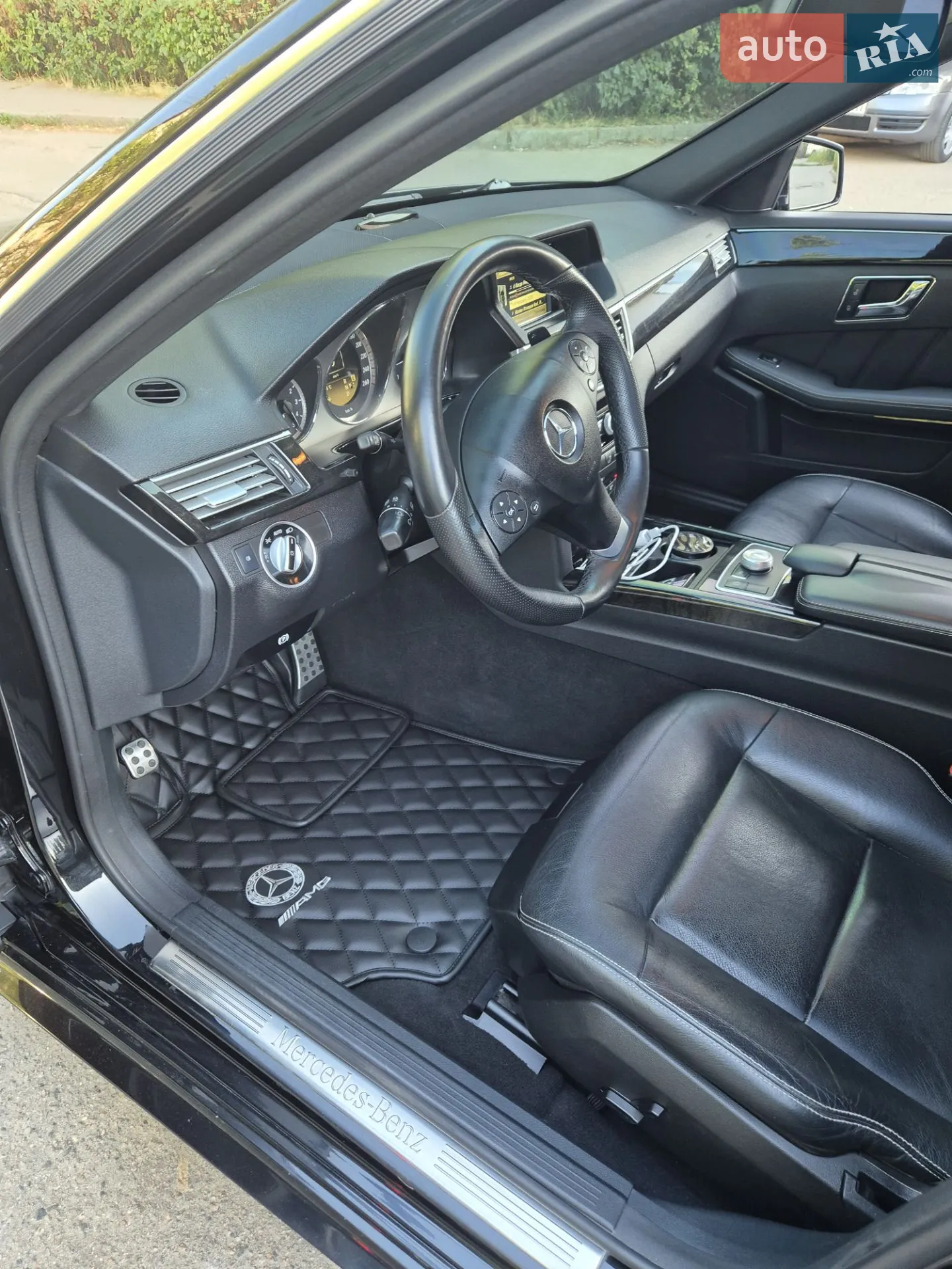 2011 Mercedes-Benz E-klasse - мініатюра 5