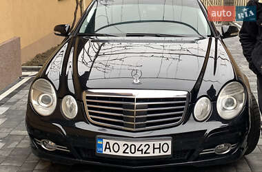 Седан Mercedes-Benz E-Class 2008 в Іршаві