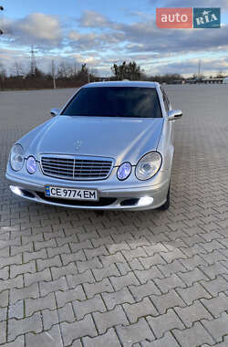 Седан Mercedes-Benz E-Class 2002 в Черновцах