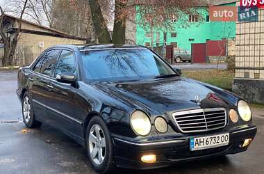 Седан Mercedes-Benz E-Class 2001 в Костополе