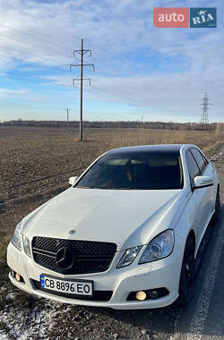 Седан Mercedes-Benz E-Class 2011 в Ніжині