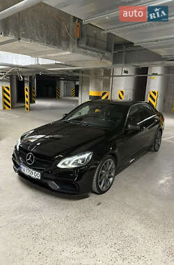 Седан Mercedes-Benz E-Class 2013 в Киеве