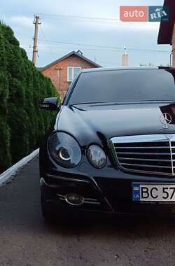 Седан Mercedes-Benz E-Class 2007 в Сокалі