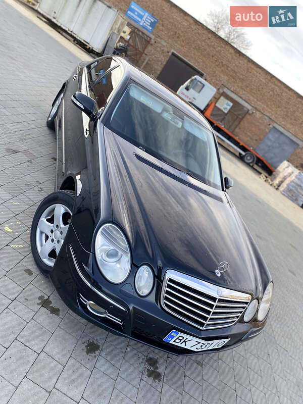 Седан Mercedes-Benz E-Class 2007 в Луцке