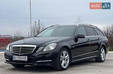 Універсал Mercedes-Benz E-Class 2011 в Ужгороді