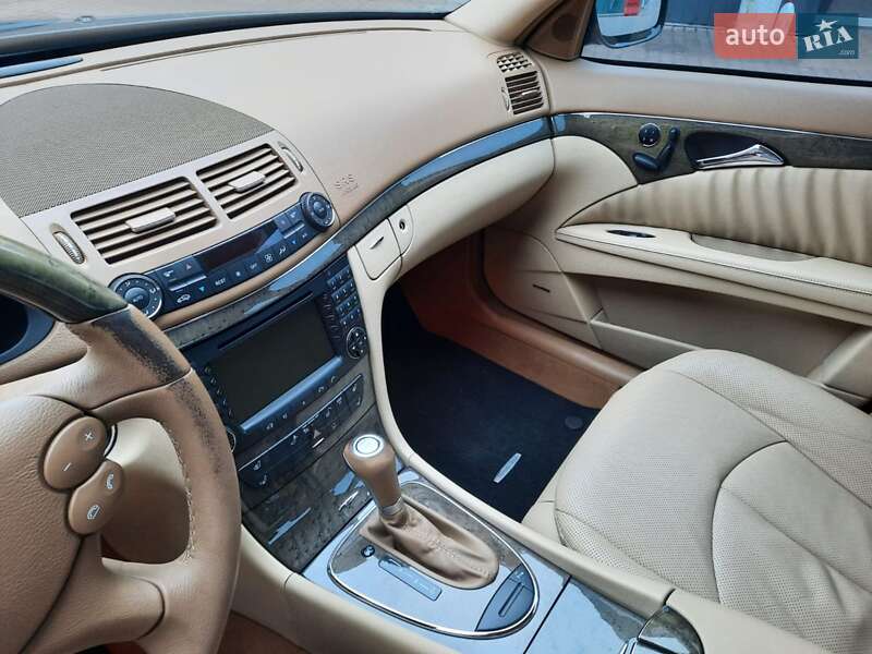 Седан Mercedes-Benz E-Class 2008 в Киеве фото 16 Седан Mercedes-Benz E-Class 2008 в Киеве