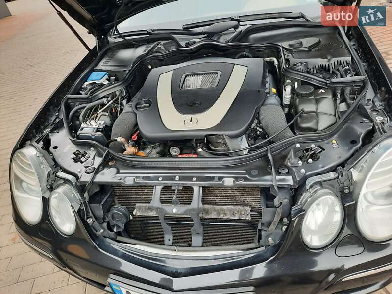 Седан Mercedes-Benz E-Class 2008 в Киеве фото 33 Седан Mercedes-Benz E-Class 2008 в Киеве