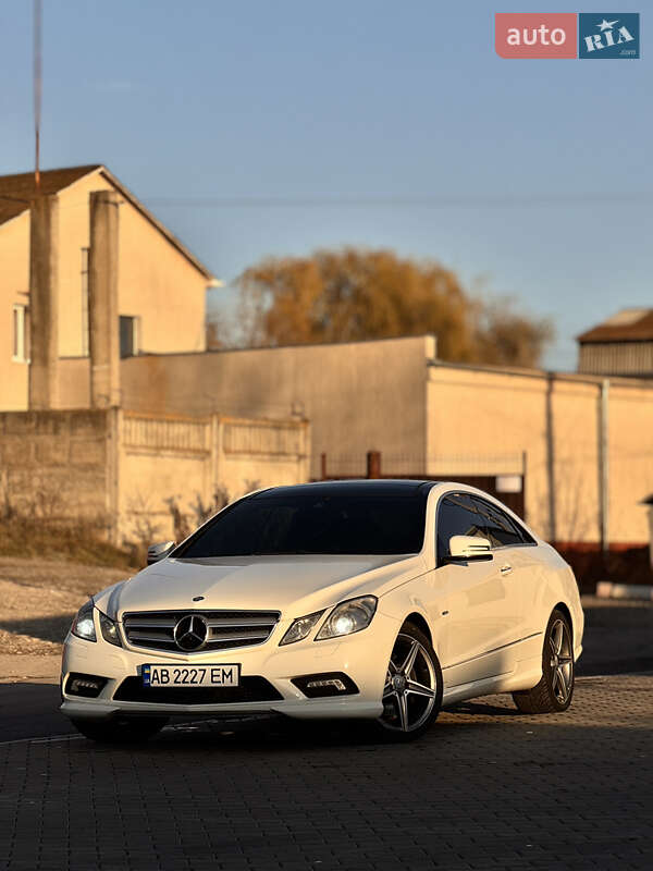 Купе Mercedes-Benz E-Class 2011 в Виннице фото 6 Купе Mercedes-Benz E-Class 2011 в Виннице
