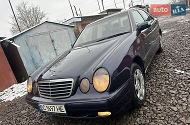 Седан Mercedes-Benz E-Class 2000 в Стрые