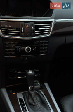 Седан Mercedes-Benz E-Class 2009 в 