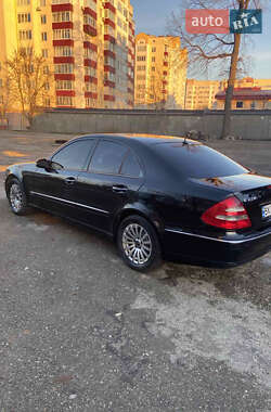 Седан Mercedes-Benz E-Class 2006 в Кам'янець-Подільському