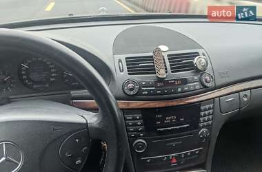 Седан Mercedes-Benz E-Class 2004 в 