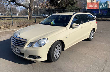 Універсал Mercedes-Benz E-Class 2010 в Бобрику