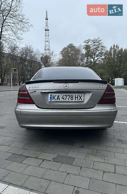 Седан Mercedes-Benz E-Class 2004 в 