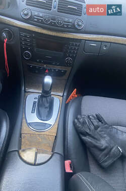 Універсал Mercedes-Benz E-Class 2004 в 