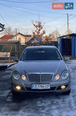 Седан Mercedes-Benz E-Class 2008 в Чернівцях