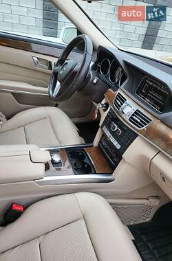 Седан Mercedes-Benz E-Class 2015 в 