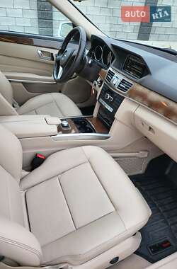 Седан Mercedes-Benz E-Class 2015 в 