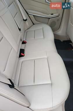 Седан Mercedes-Benz E-Class 2015 в 