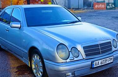 Седан Mercedes-Benz E-Class 1999 в Прилуках