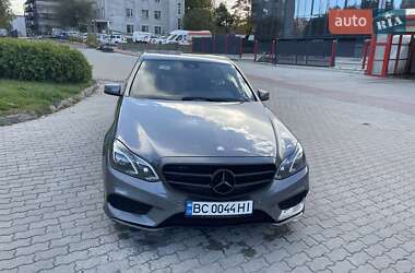 Седан Mercedes-Benz E-Class 2015 в Львові