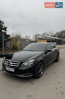 Седан Mercedes-Benz E-Class 2015 в Запоріжжі