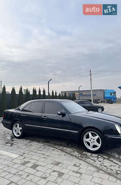 Седан Mercedes-Benz E-Class 2000 в Кам'янець-Подільському