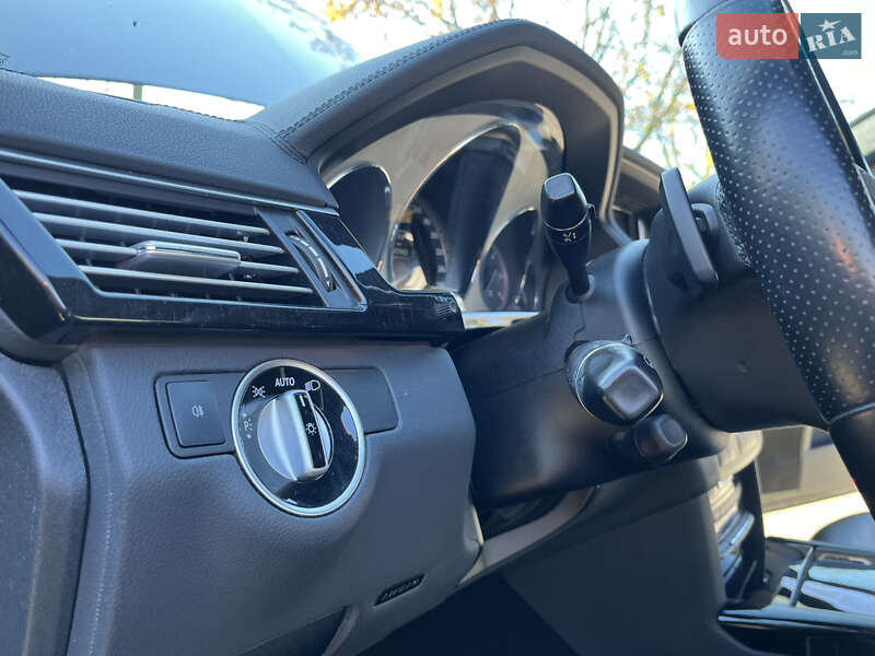 Універсал Mercedes-Benz E-Class 2011 в Запоріжжі