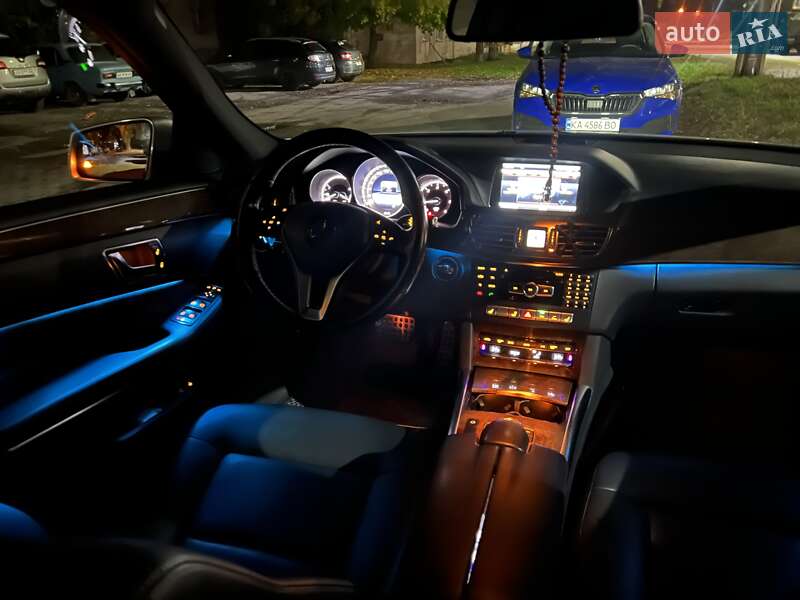 Универсал Mercedes-Benz E-Class 2013 в Хмельницком