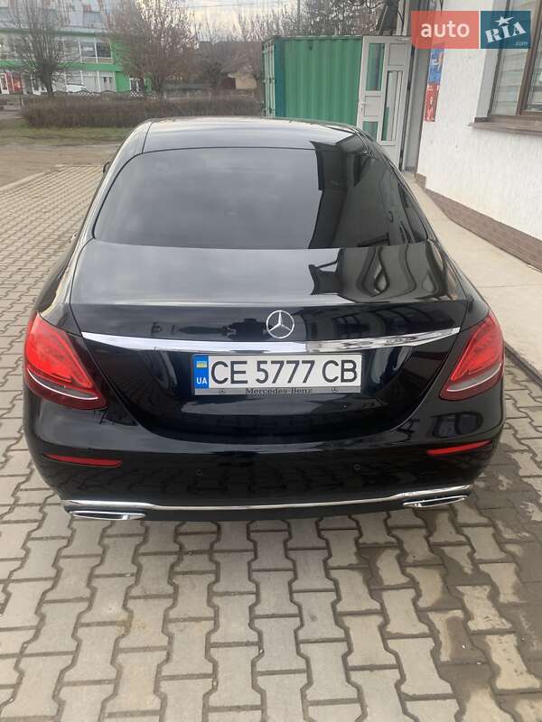 Седан Mercedes-Benz E-Class 2018 в Черновцах