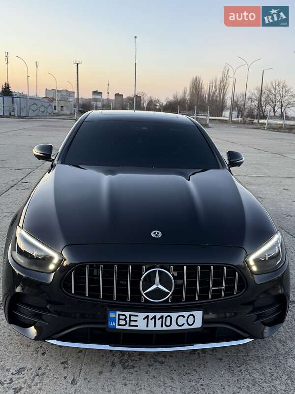 Mercedes-Benz E-Class 2021