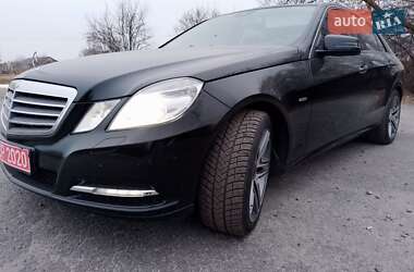 Седан Mercedes-Benz E-Class 2011 в Миргороді