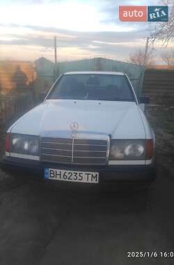 Седан Mercedes-Benz E-Class 1986 в Белгороде-Днестровском