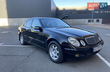 Седан Mercedes-Benz E-Class 2004 в Києві